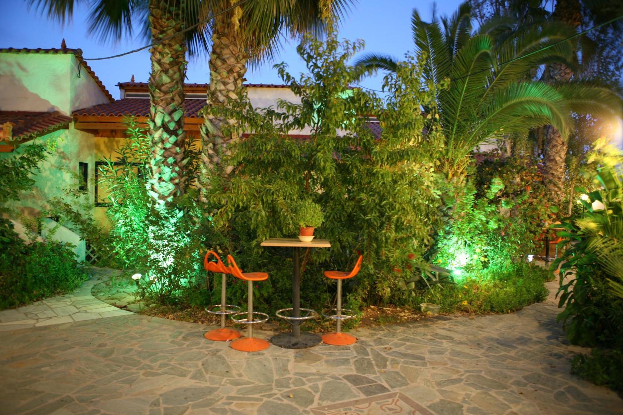9 Musses Hotel Apartments Skala Mistegnon Bagian luar foto