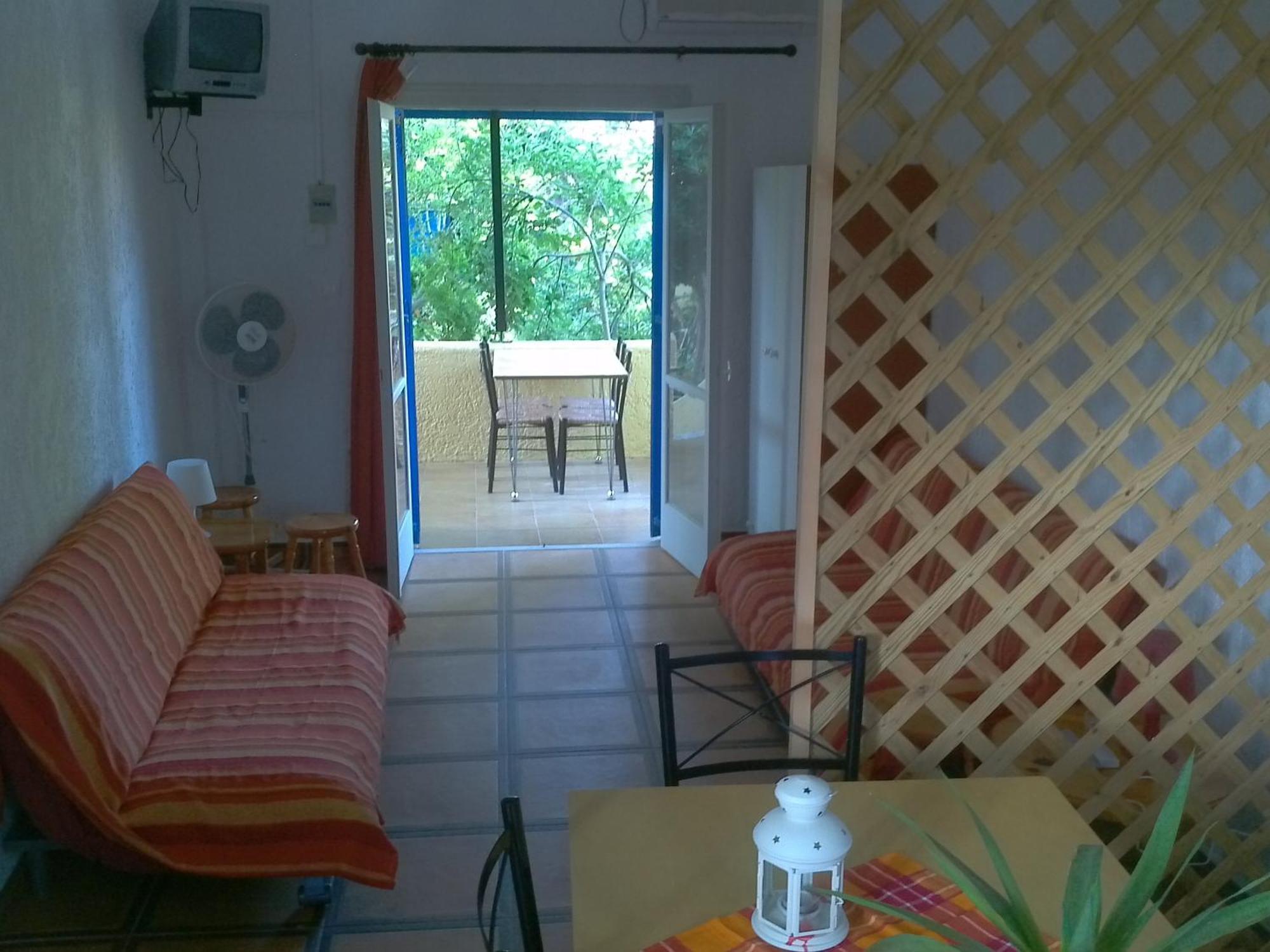 9 Musses Hotel Apartments Skala Mistegnon Bagian luar foto