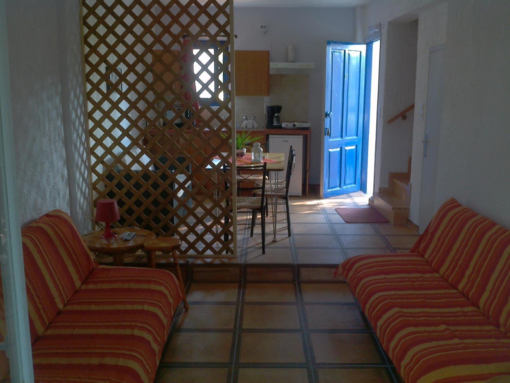 9 Musses Hotel Apartments Skala Mistegnon Bagian luar foto
