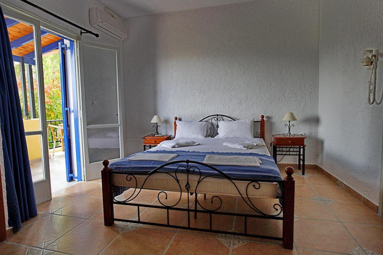 9 Musses Hotel Apartments Skala Mistegnon Ruang foto