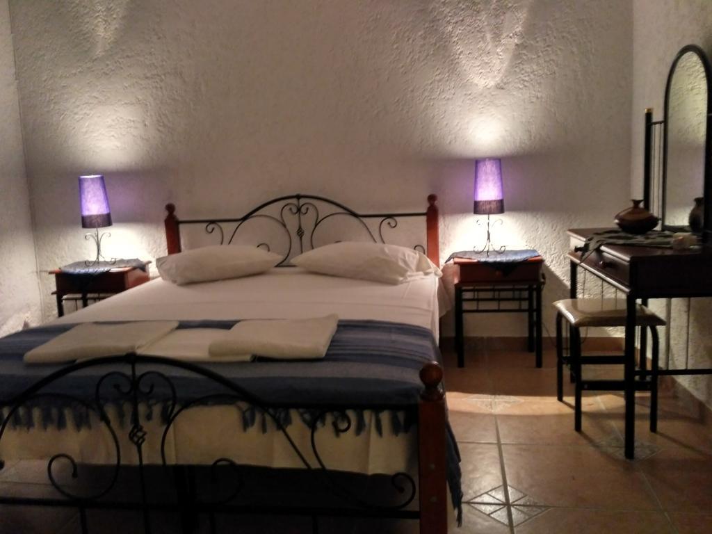 9 Musses Hotel Apartments Skala Mistegnon Bagian luar foto