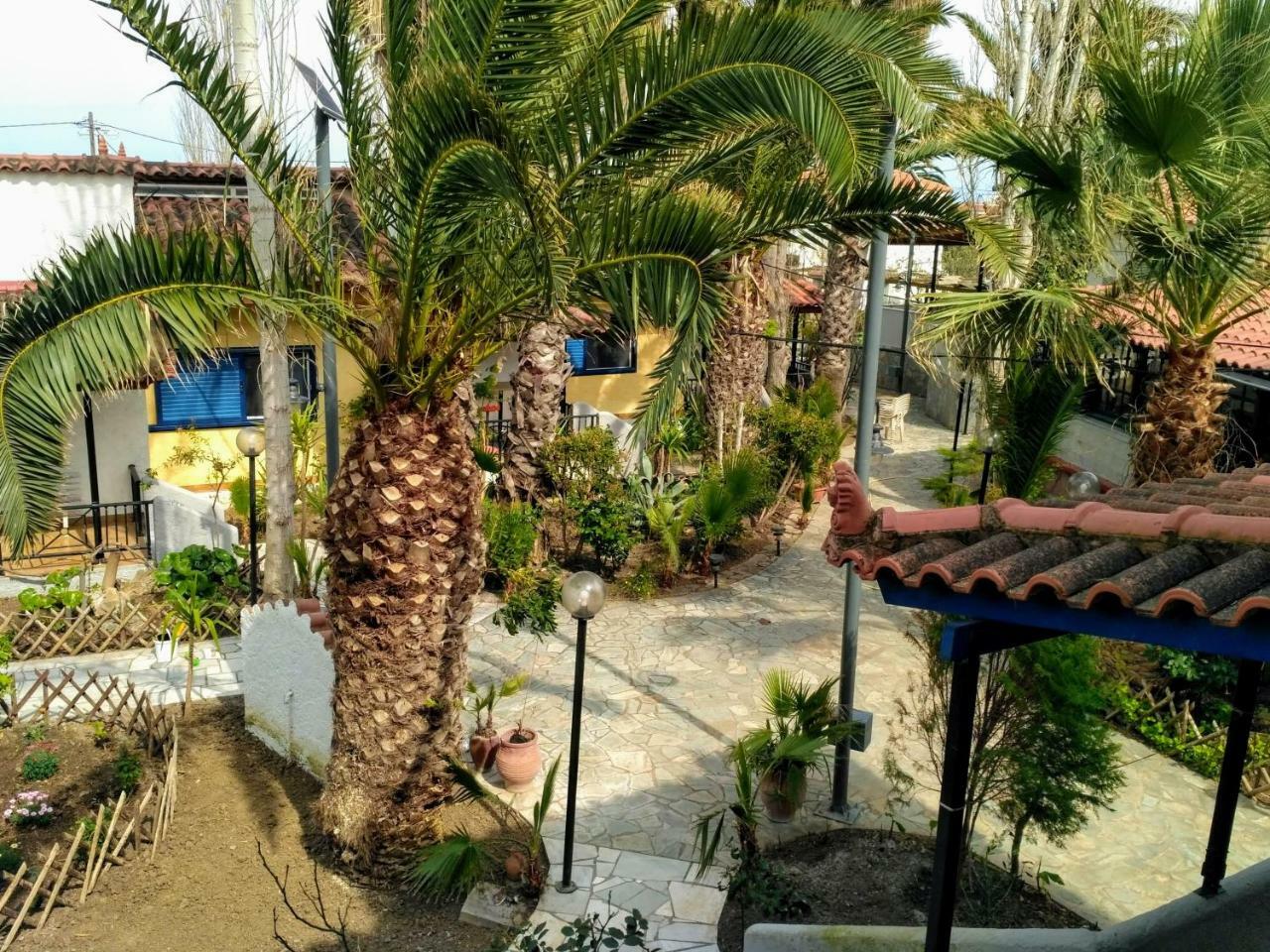 9 Musses Hotel Apartments Skala Mistegnon Bagian luar foto