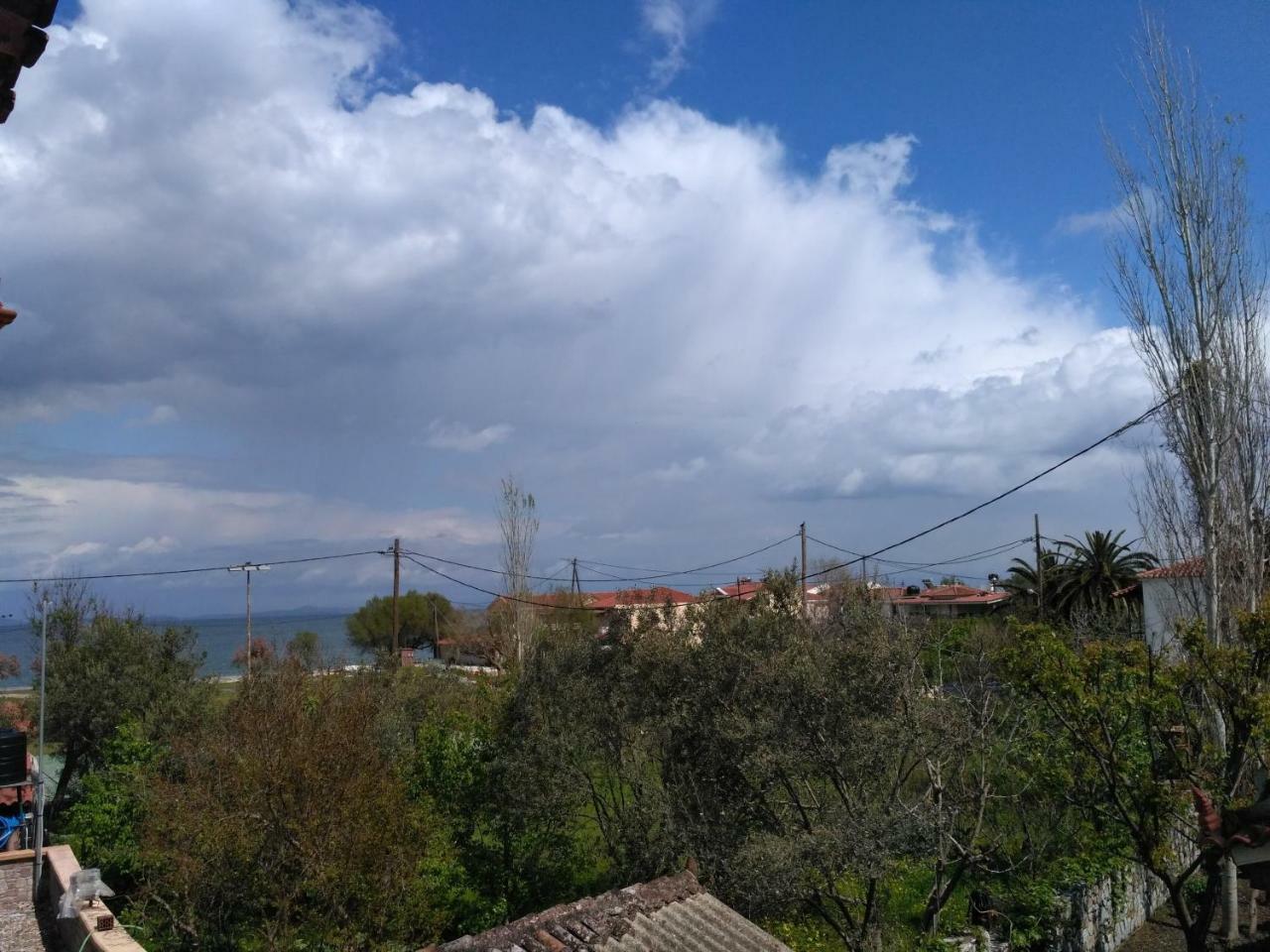 9 Musses Hotel Apartments Skala Mistegnon Bagian luar foto