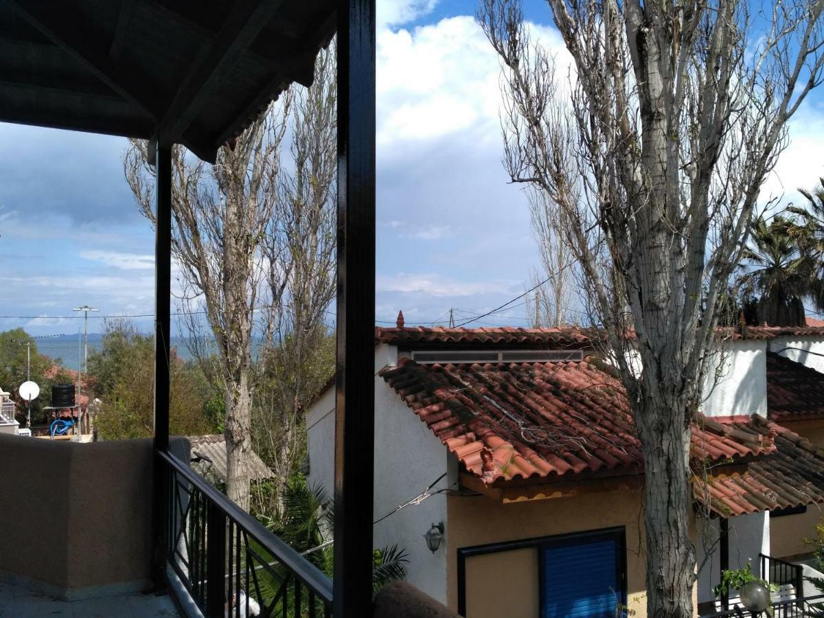 9 Musses Hotel Apartments Skala Mistegnon Bagian luar foto